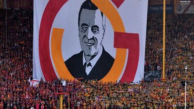 Galatasaray, Özhan Canaydın'ı andı