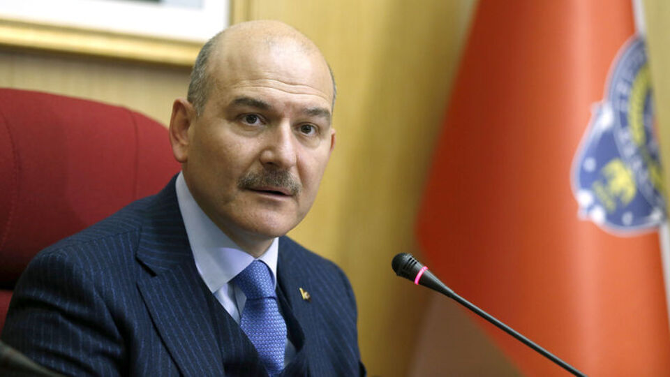 Bakan Soylu: Maske stoğu yapan fabrikalara el koyarız