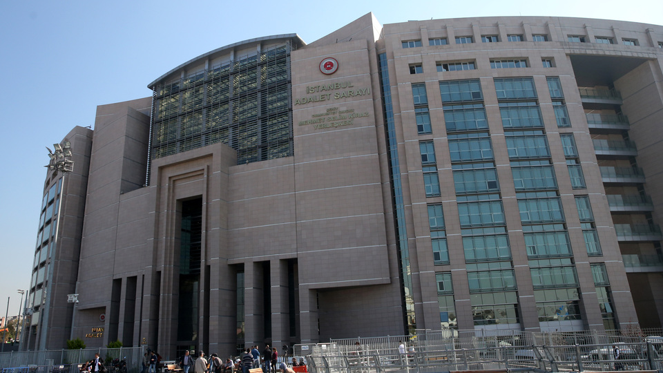 İstanbul'da bir hakimin testi pozitif çıktı!