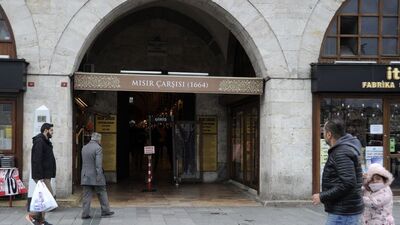 Tarihi Mısır Çarşısı kapatıldı