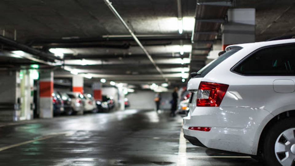 'Zorunlu otopark' yine ertelendi