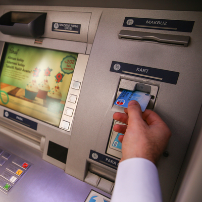 Halkbank'tan tüm esnafa 25 bin lira nakit kredi