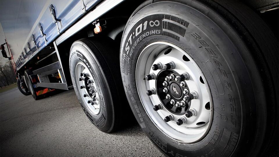 İzmit'te lastik üretimine ara verdi