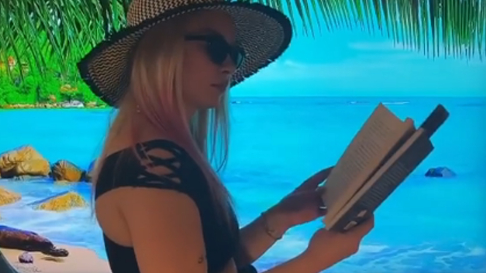 Ece'den esprili paylaşım