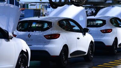 Oyak Renault'tan üretime kademeli ara