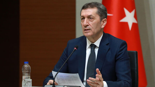 Okullarda uzaktan eğitim uzatıldı