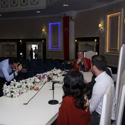 Nikahlara 'virüs' töreni!