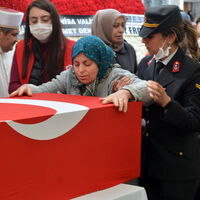 Irak'ta şehit olan 2 askere veda!