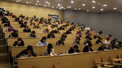 Üniversitelerde uzaktan eğitim! YKS'ye erteleme!