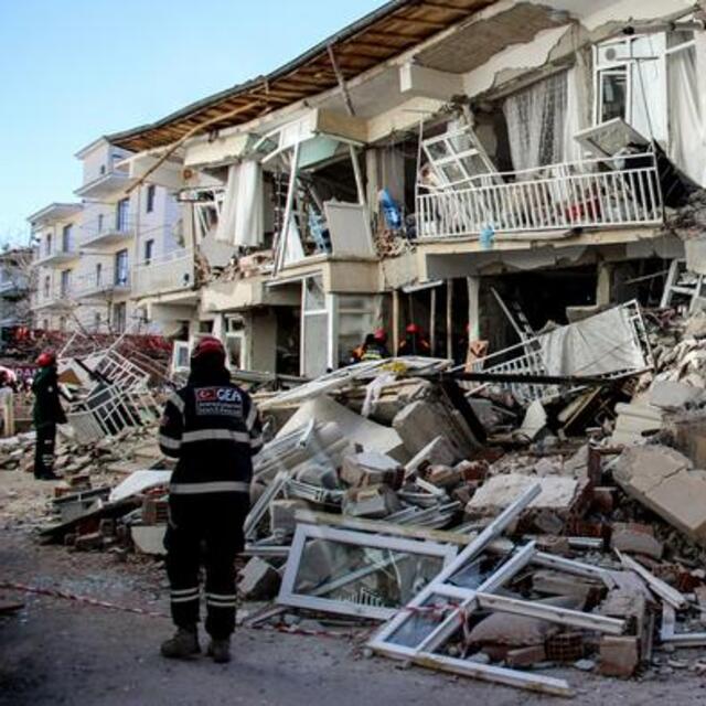 Rüyada deprem olduğunu görmek ve hissetmek