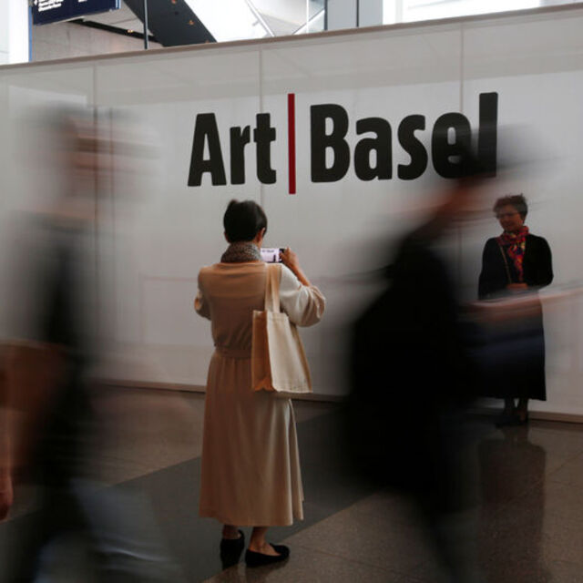 'Koronavirüs Art Basel'i erteletti
