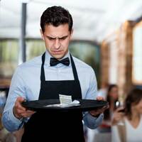 İlk işsizlik dalgası garsonları vurdu