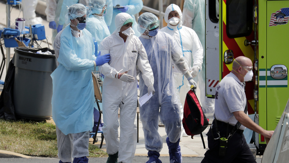 ABD'nin doktor paniği: Dünyadaki doktorlara 'ABD'ye gelin' çağrısı