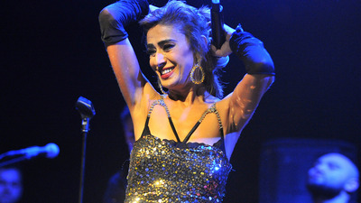 "Ellerimi yıkıyorum"