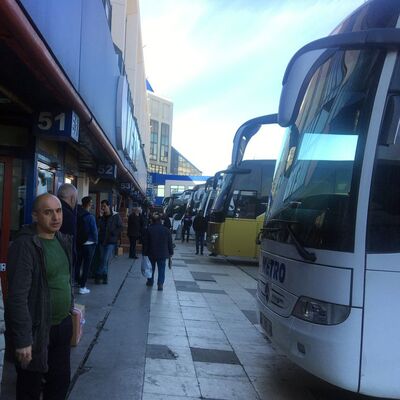 Otobüsle seferler 17.00'den itibaren durduruldu!