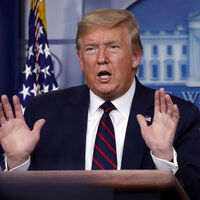 Trump'tan zorunlu karantina açıklaması