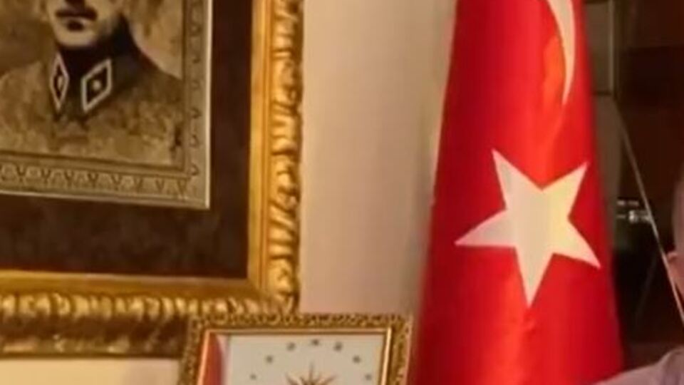 Çavuşoğlu'ndan "evde kalın" çağrısı!