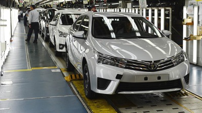 Fabrikaların açılış tarihini erteledi