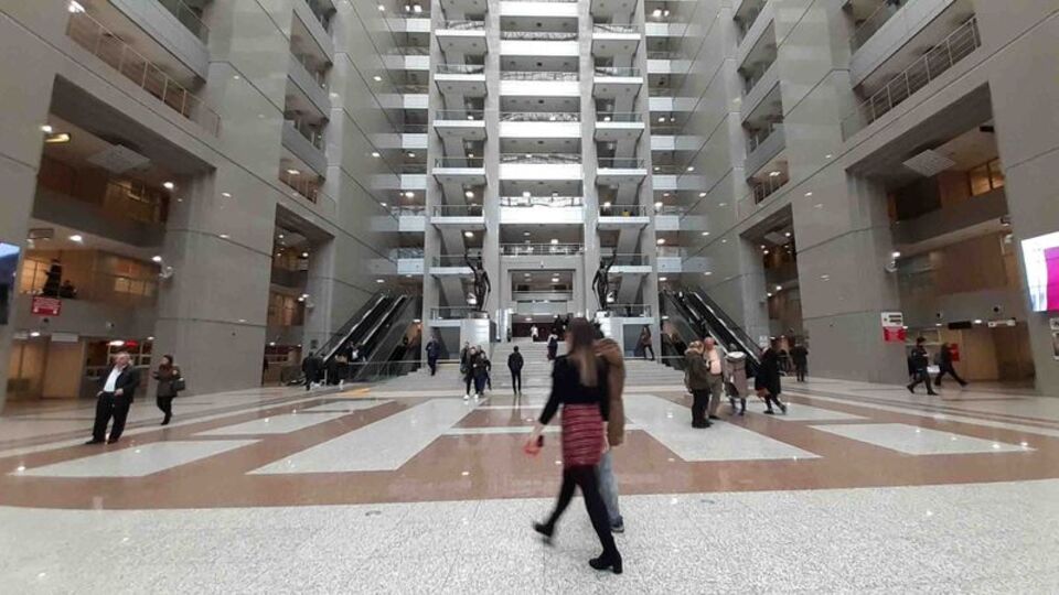 Duruşmalar 30 Nisan'a kadar ertelendi