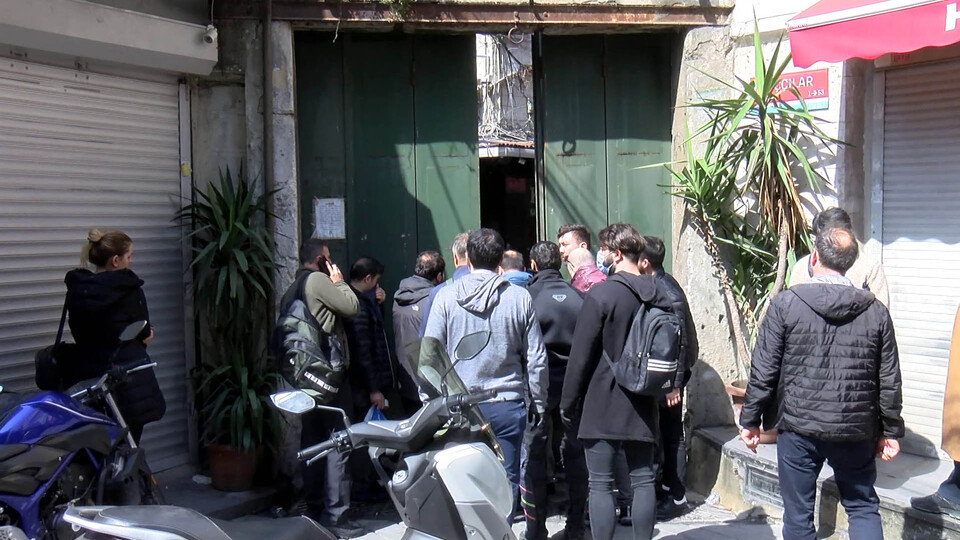 Salgın riski kapıya yığıldı!