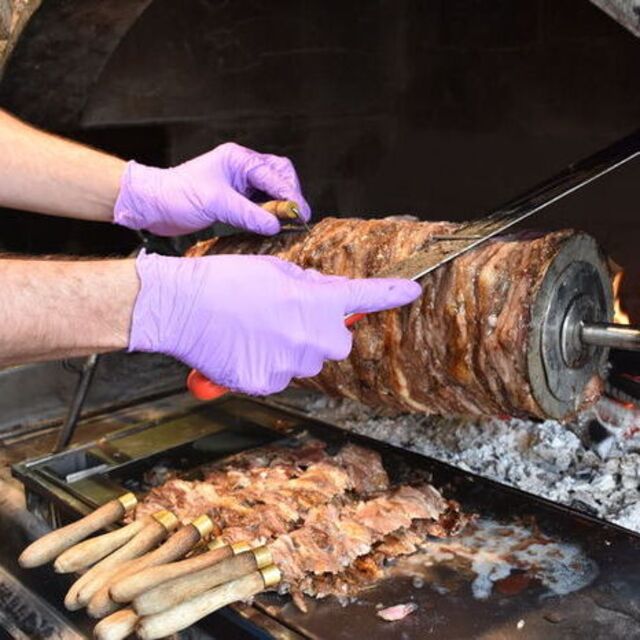 Cağ kebabı ve kadayıf dolmasına korona önlemi