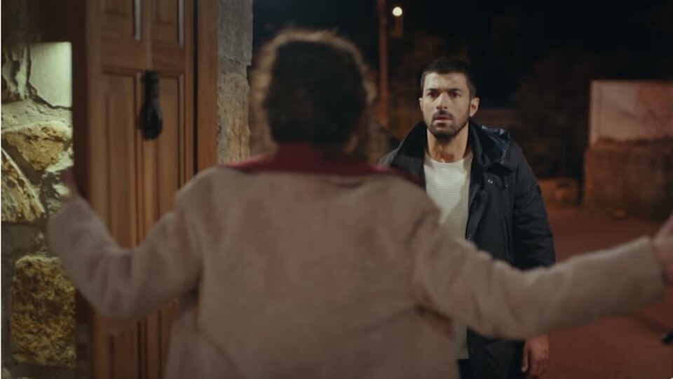 Nare, Sancar'a kapıları kapatıyor