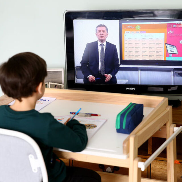 EBA TV frekans bilgileri, yayın akışı