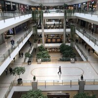 AVM'lerdeki kapalı mağazalar kira ödeyemeyecek