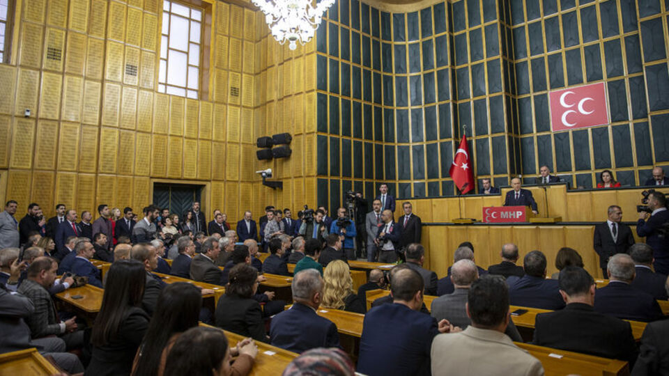 MHP'li vekillerden kampanyaya destek