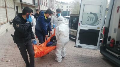 Çocuklarının gözü önünde bıçaklandı