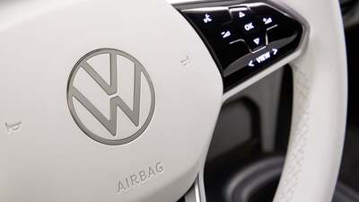 Sosyal mesafe logoları değiştirdi