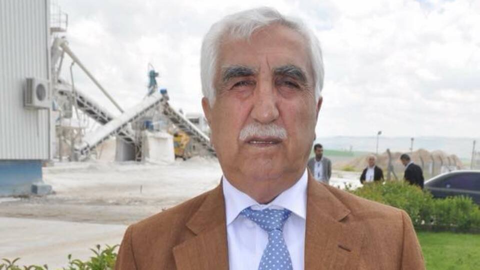 Necat Nasıroğlu Vakfı'ndan anlamlı bağış