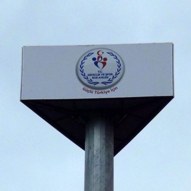 Bakanlık'tan "evde spor" paylaşımı