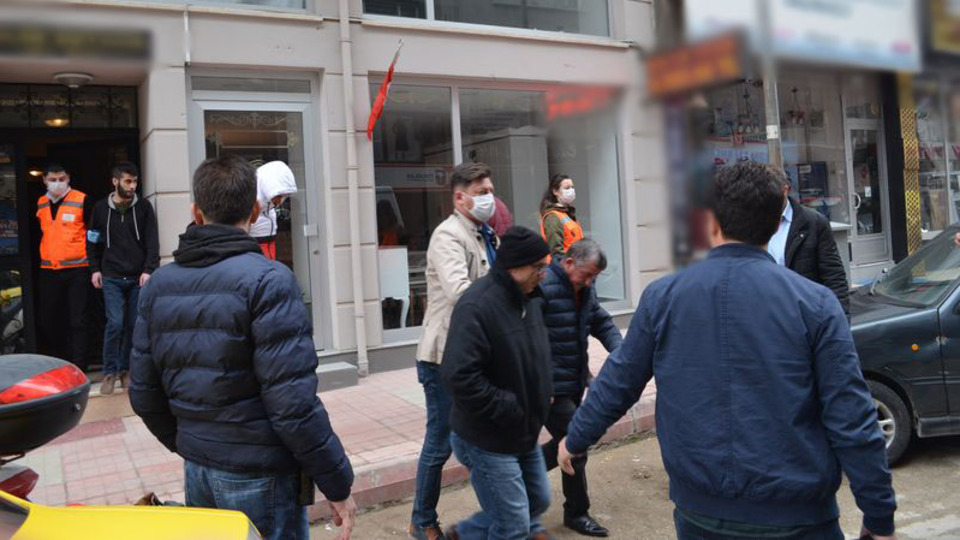 Apartman dairesini kumarhaneye çevirdiler