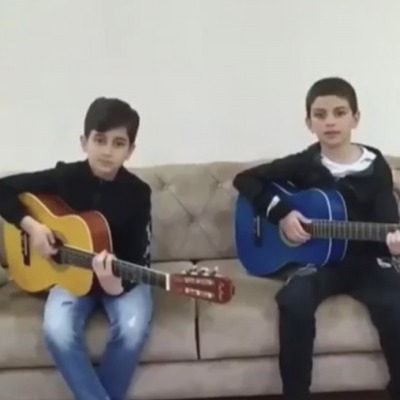 'Annem sizin için dışarda, evde kal Türkiye'