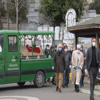 Korona'nın aldığı profesör doktora veda!
