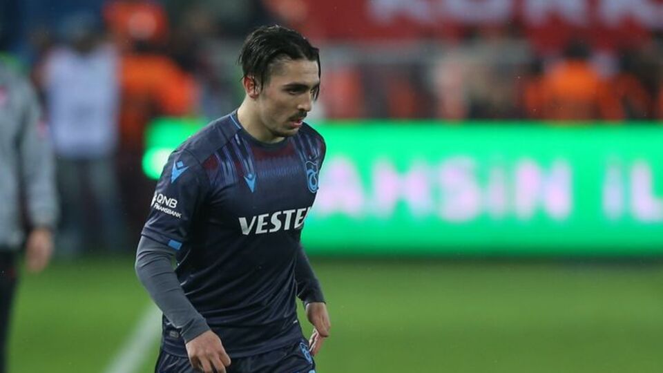 Abdülkadir maaşının yarısını bağışladı