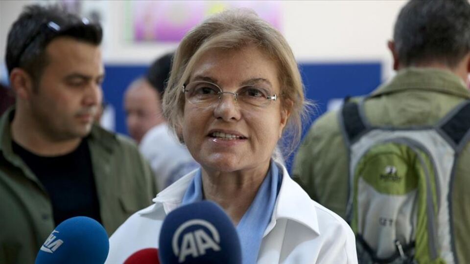 Çiller'den 100 bin liralık destek