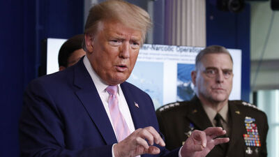 Trump: Virüse karşı her cephede savaşıyoruz