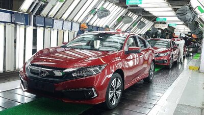 Fabrikanın açılışını erteledi