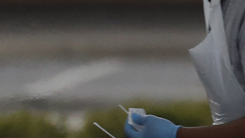 İngiltere'de koronavirüs kaynaklı ölümlerde artış!