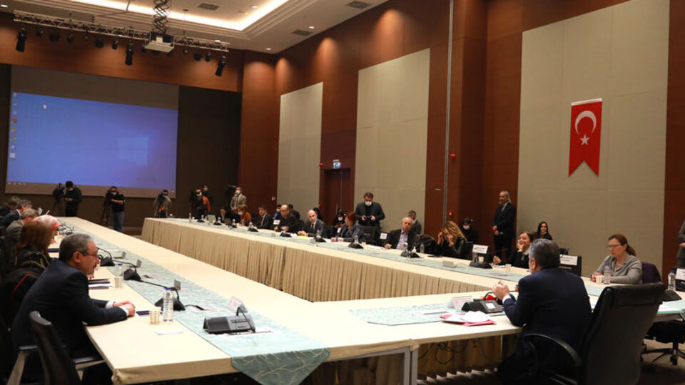 Bakan Koca: Can kaybı 425'e yükseldi