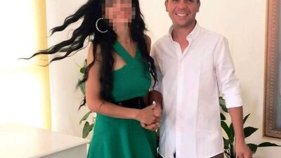 Eşini silahla vurup, intihar etti