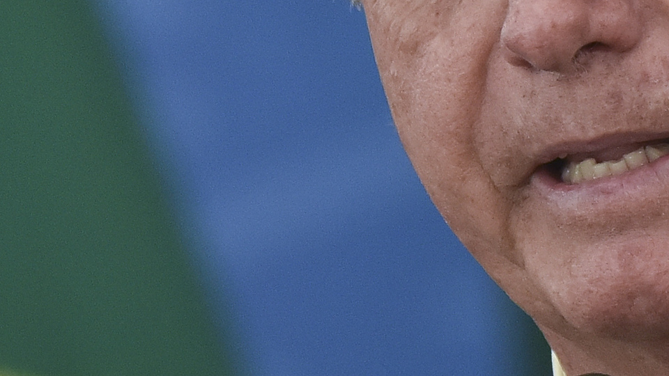 Bolsonaro'dan plaj yasağına "diktatörce" yorumu