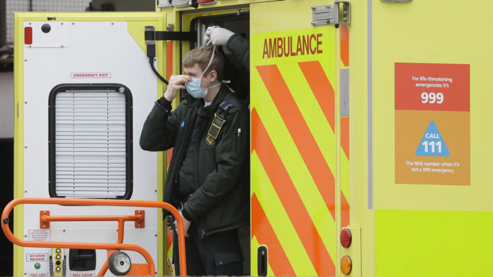 İngiltere için kritik uyarı! Londra'da 600 bin enfekte adayı!
