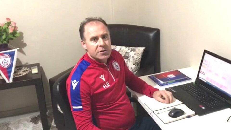 Altınordu'da uzaktan futbol eğitimi