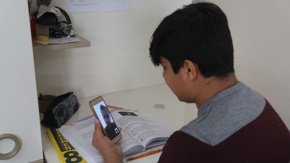 Eğitimcilerden video konferans uyarısı!