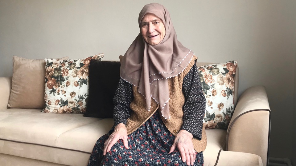 Koronavirüsü yenen Resmiye nine, beyin kanaması geçirdi