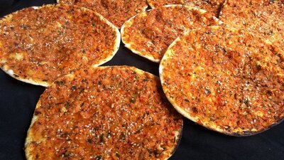 Biberli Ekmek nasıl yapılır? 