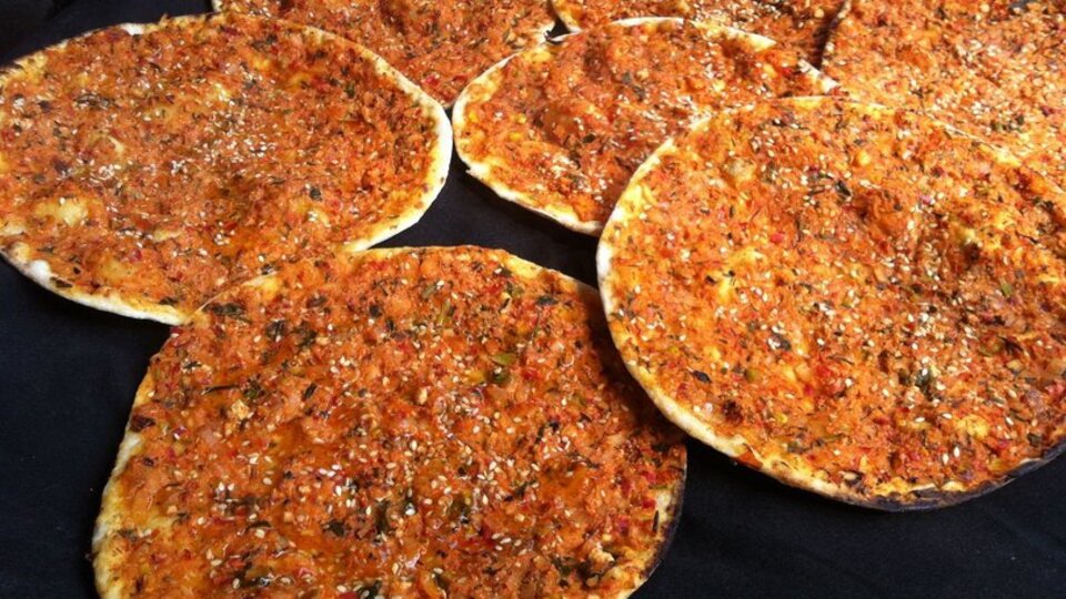 Biberli Ekmek nasıl yapılır? 